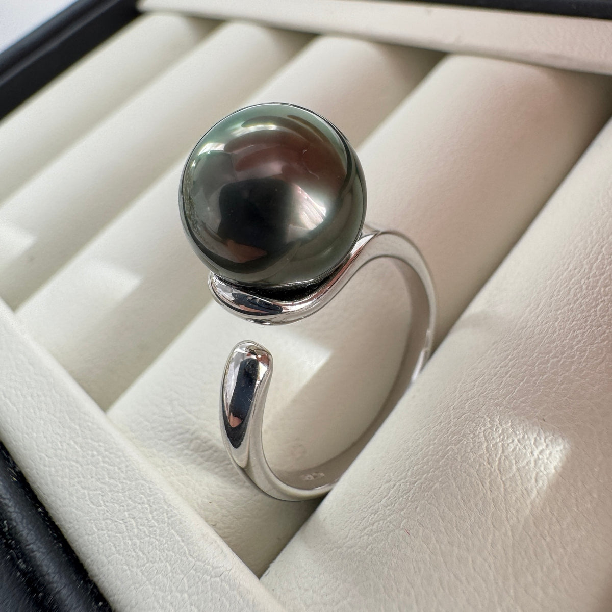 黒蝶真珠 ピーコックグリーンリング 9–10mm SV（オープンタイプ） 2