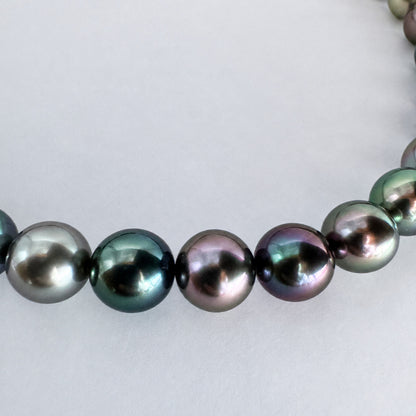 GRANPEARL 特選タヒチ黒蝶真珠 マルチカラーネックレス 8.1–10.8mm 約42cm SV 2